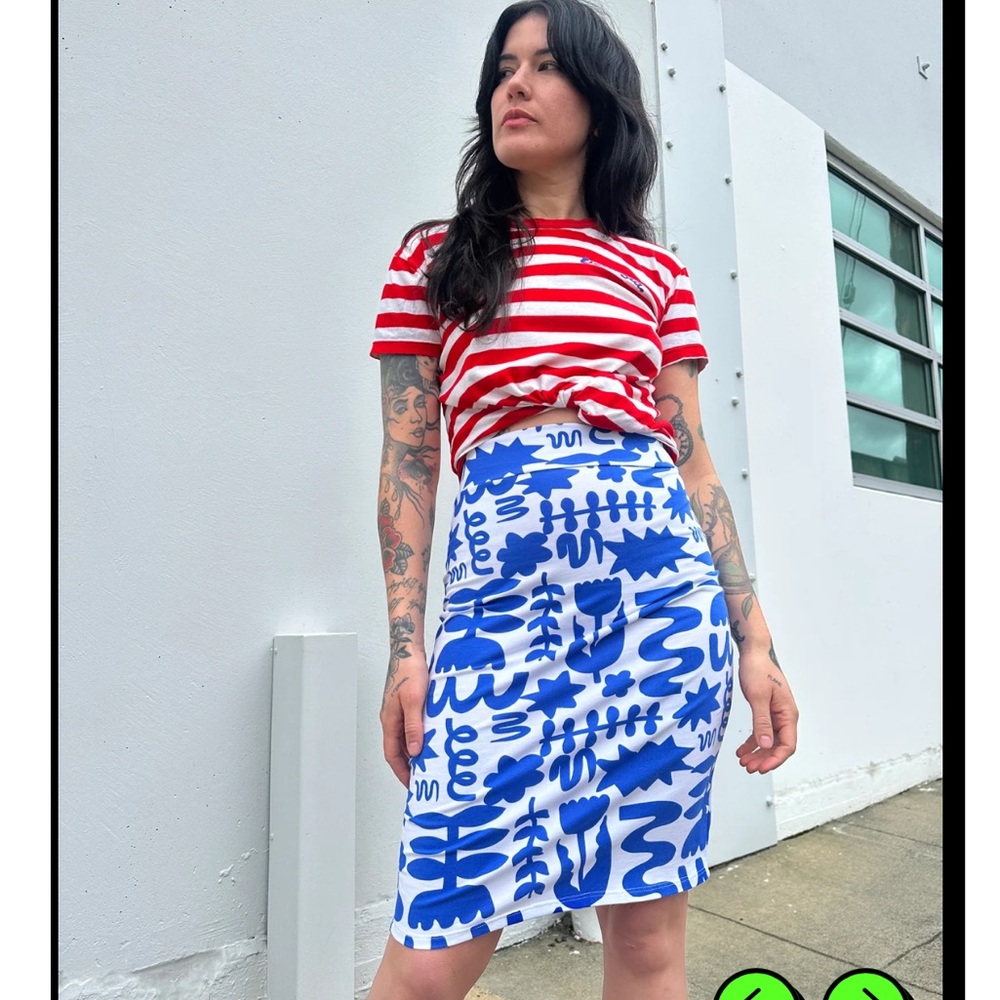 Nooworks Wiggle Skirt in Dutch Garden (Large)